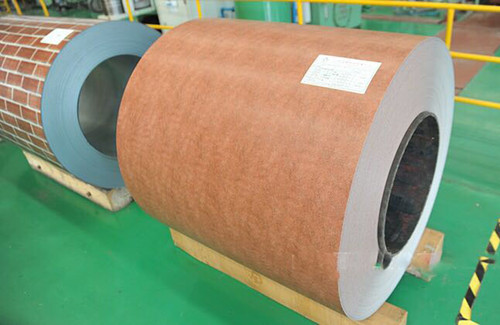 彩鋼板的優(yōu)勢(shì)具體體現(xiàn)在哪些方面？